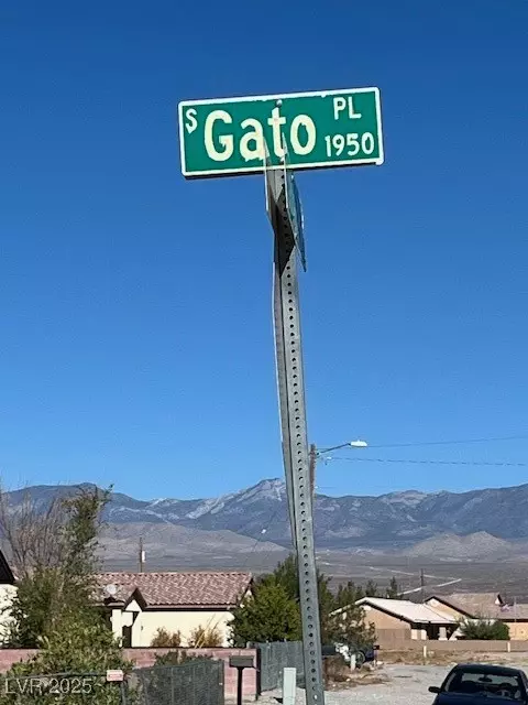 1990 S Gato Ave, Pahrump, NV 89048