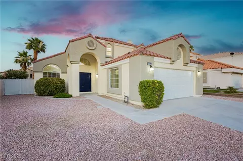 2107 Fountain Springs Dr, Henderson, NV 89074