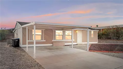 3249 Del Monte St, Laughlin, NV 89029