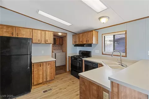 3249 Del Monte St, Laughlin, NV 89029 photo 14