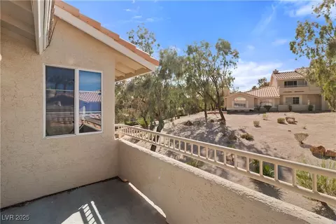 Exterior - 2157 Camel Mesa Dr, Laughlin, NV 89029 photo 5 of 23