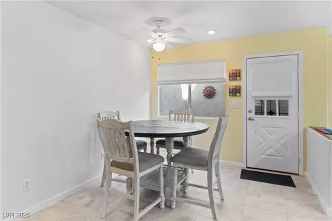 Dining - 2157 Camel Mesa Dr, Laughlin, NV 89029 photo 2 of 5