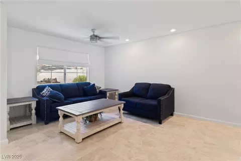 Living - 2157 Camel Mesa Dr, Laughlin, NV 89029 photo 4 of 10