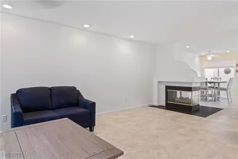 Living - 2157 Camel Mesa Dr, Laughlin, NV 89029 photo 5 of 10