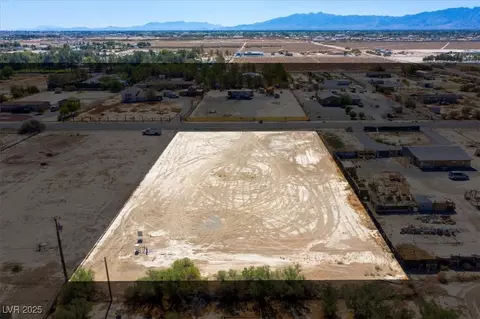 890 Mcmurray Dr, Pahrump, NV 89060