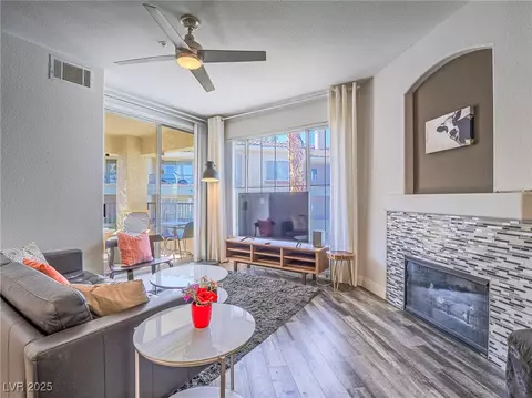 7111 S Durango Dr #305, Las Vegas, NV 89113