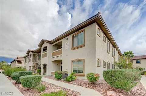 2305 W Horizon Ridge Pkwy #1223, Henderson, NV 89052
