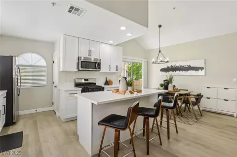 2925 Wigwam Pkwy #724, Henderson, NV 89074