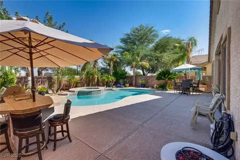 8048 Slate Falls St, North Las Vegas, NV 89085
