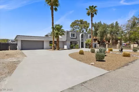 818 Lacy Ln, Las Vegas, NV 89107