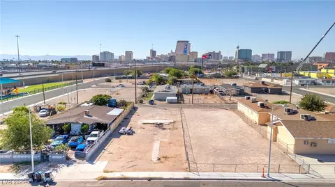 211 W Monroe Ave, Las Vegas, NV 89106