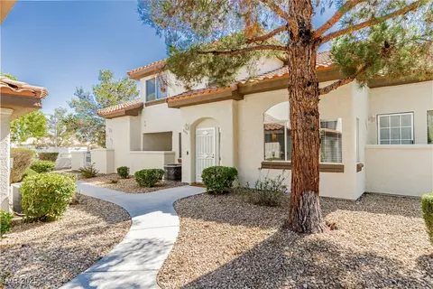8004 Divine Dr, Las Vegas, NV 89128