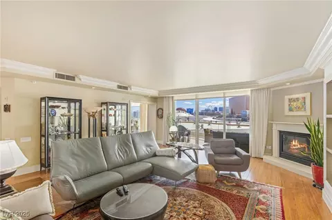 2877 Paradise Rd #901, Las Vegas, NV 89109