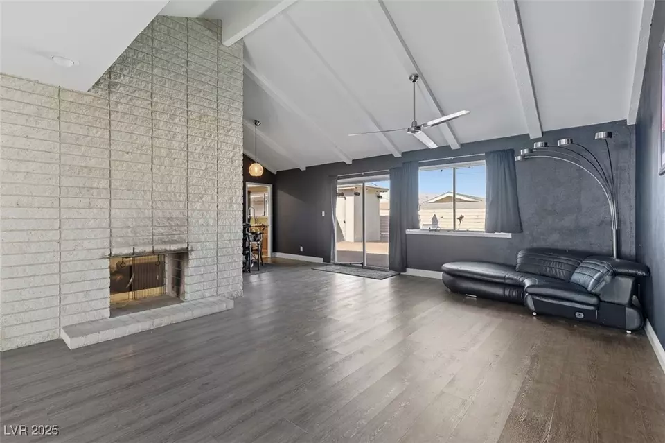 Living - 1870 E Viking Rd, Las Vegas, NV 89169 photo 2 of 7