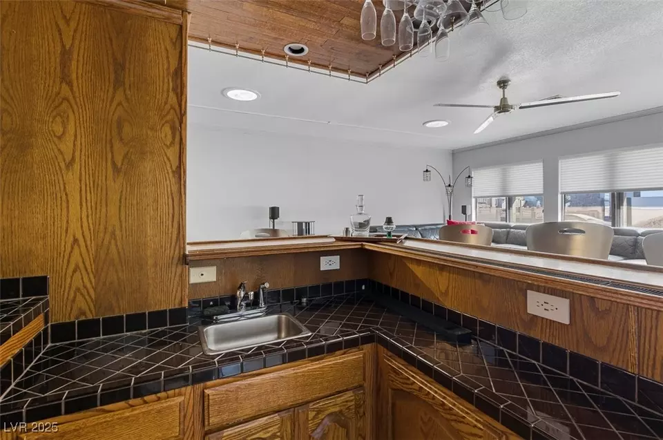 Kitchen - 1870 E Viking Rd, Las Vegas, NV 89169 photo 6 of 6