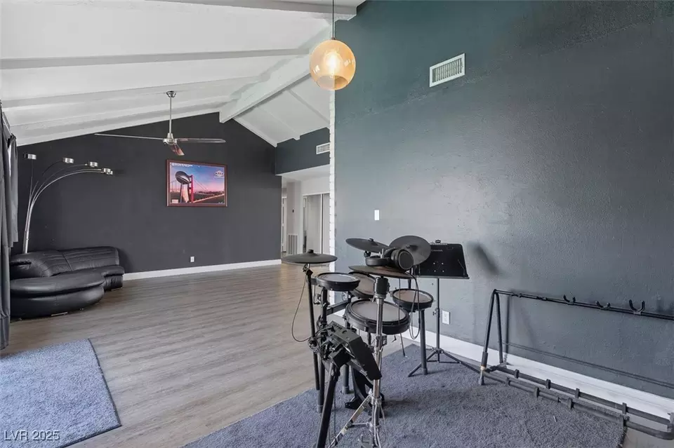 Living - 1870 E Viking Rd, Las Vegas, NV 89169 photo 4 of 7
