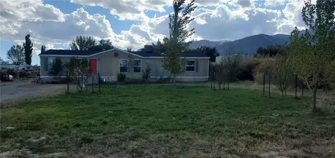 416 Jefferson Dr, Round Mountain, NV 89045