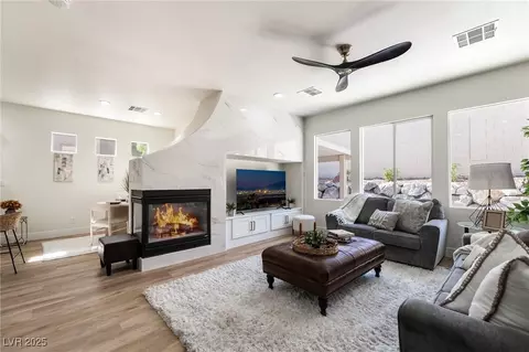 10410 Nostalgia Cir, Las Vegas, NV 89135
