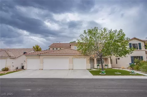 6241 Golden Rain St, North Las Vegas, NV 89031