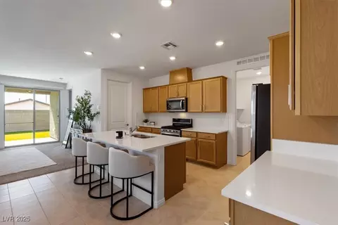 2261 Cold Canyon Ave, North Las Vegas, NV 89086