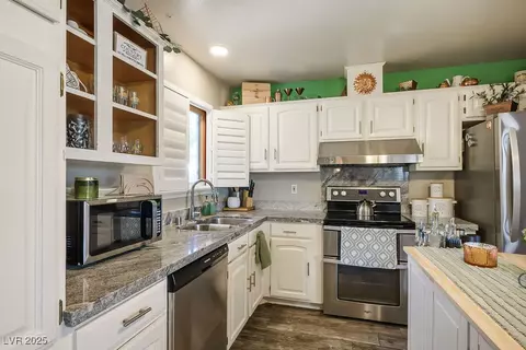 4012 Sorrento Way, Las Vegas, NV 89121