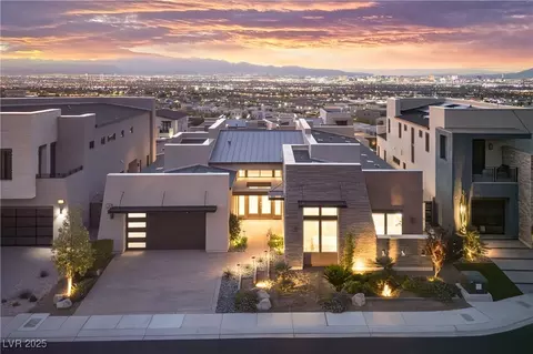 2180 Skyline Heights Ln, Henderson, NV 89052