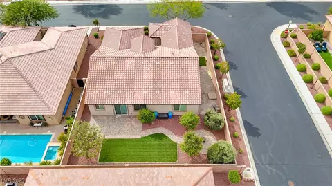 6814 Willowcroft St, Las Vegas, NV 89149