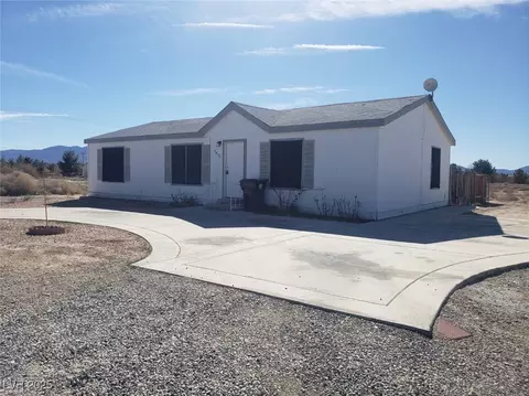 4400 Vicki Ann Rd, Pahrump, NV 89048