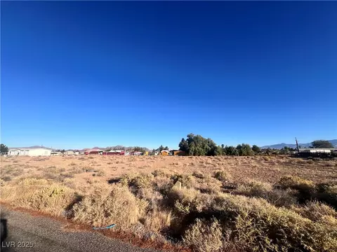 3420 Maple Rd, Pahrump, NV 89048