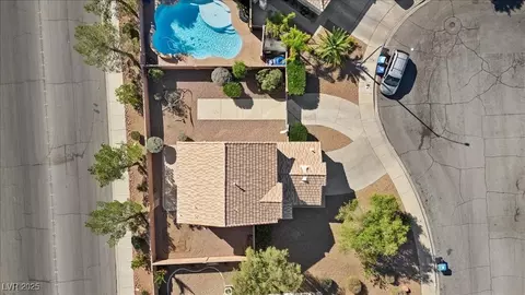 730 Booted Eagle St, Henderson, NV 89015 photo 34