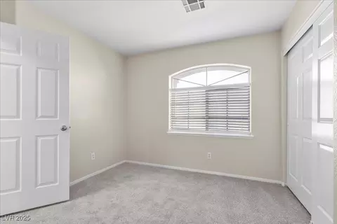 730 Booted Eagle St, Henderson, NV 89015 photo 23