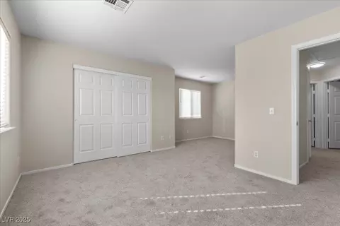 730 Booted Eagle St, Henderson, NV 89015 photo 15