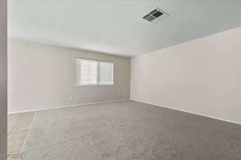 730 Booted Eagle St, Henderson, NV 89015 photo 4