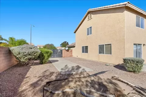 730 Booted Eagle St, Henderson, NV 89015 photo 28