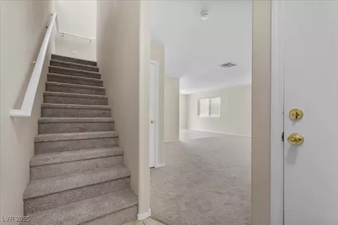 730 Booted Eagle St, Henderson, NV 89015 photo 14