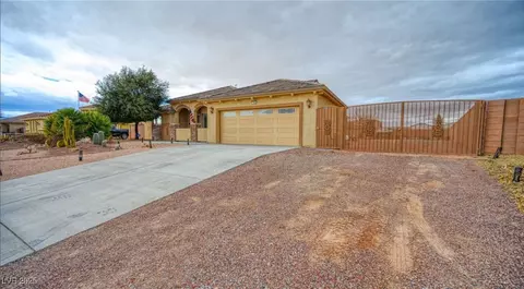 6780 Sandpebble St, Pahrump, NV 89061