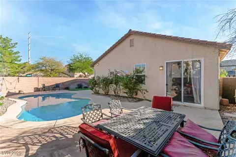 4904 Apache Valley Ave, Las Vegas, NV 89131