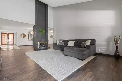 2774 San Lago Ct, Las Vegas, NV 89121