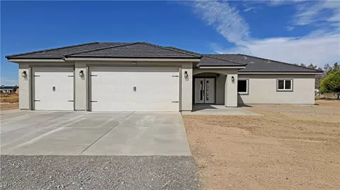 1020 Lupin St, Pahrump, NV 89048