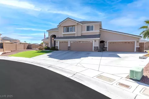 523 Moon Chase St, Las Vegas, NV 89110