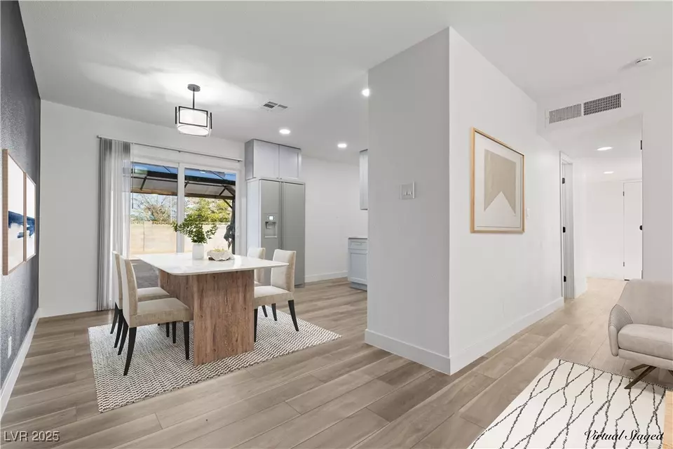 Dining - 6100 Alamo Cir, Las Vegas, NV 89107 photo 1 of 1