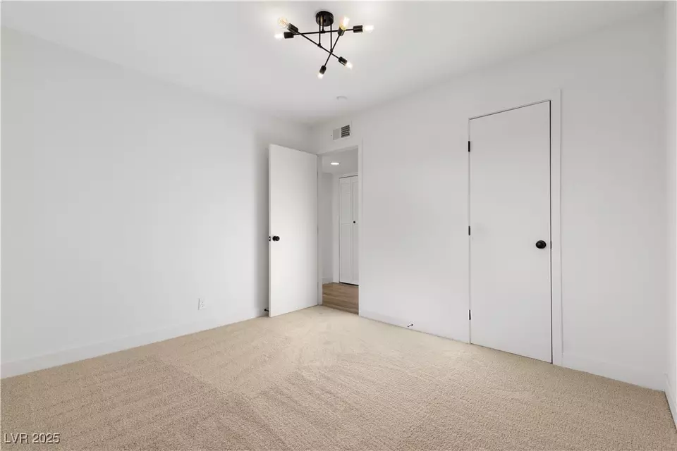 Bedroom - 6100 Alamo Cir, Las Vegas, NV 89107 photo 3 of 4