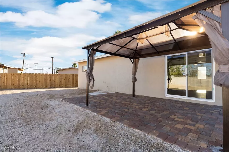 Exterior - 6100 Alamo Cir, Las Vegas, NV 89107 photo 4 of 5