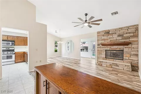 2836 Linkview Dr, Las Vegas, NV 89134