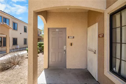 2131 Hussium Hills St #207, Las Vegas, NV 89108