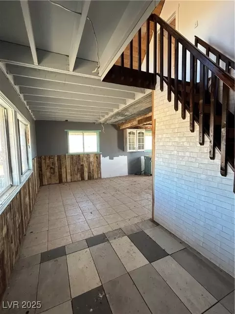 Entry Way - 574 Lakeside Ave, Beaver, UT 84713 photo 1 of 2
