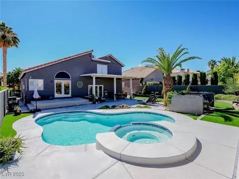 8212 Antler Pines Ct, Las Vegas, NV 89149