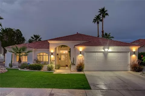 7636 Desert Delta Dr, Las Vegas, NV 89128