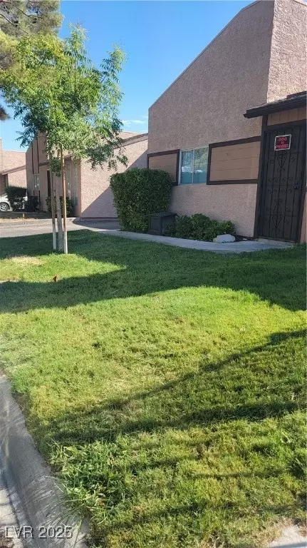 1801 Marathon Dr, Las Vegas, NV 89108