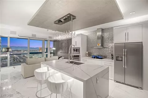 4471 Dean Martin Dr #3706, Las Vegas, NV 89103